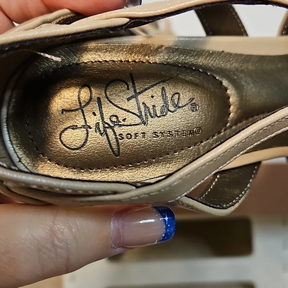 Life Stride Beige Strappy Heels Size 7
